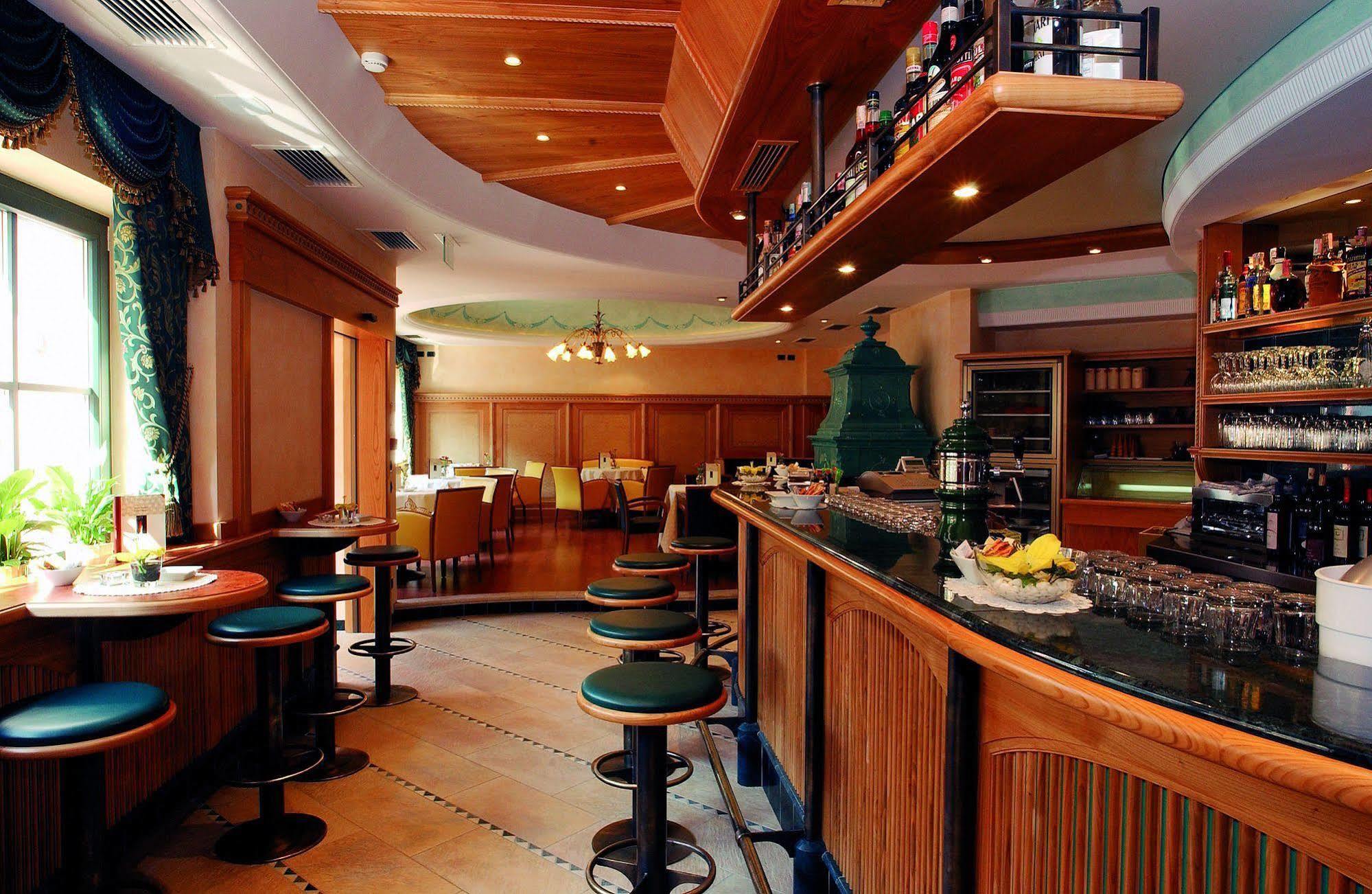 Hotel Cityhotel Goldener Adler 4*